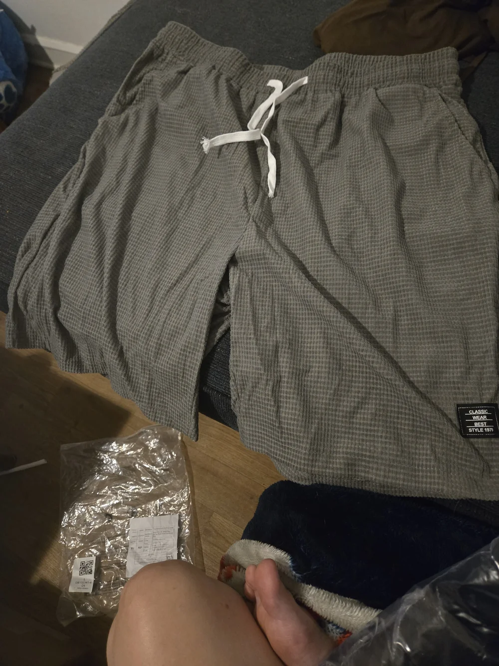Classic Men's Light Gray Athletic Elastic-Waist Shorts